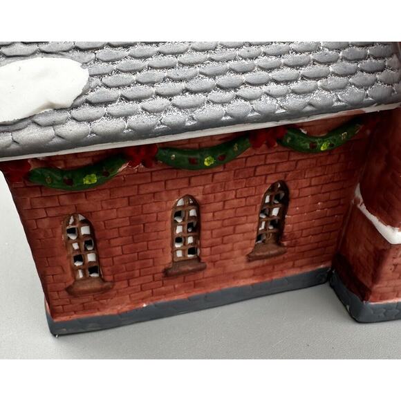 Church Brick Red Dickens Christmas Village Holiday Expressions 1991 China - Picture 6 of 11
